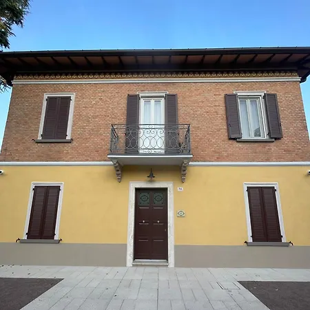 La Bella Giardini Apartment *