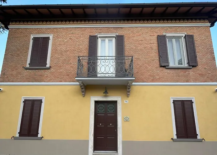 La Bella Giardini Apartament *